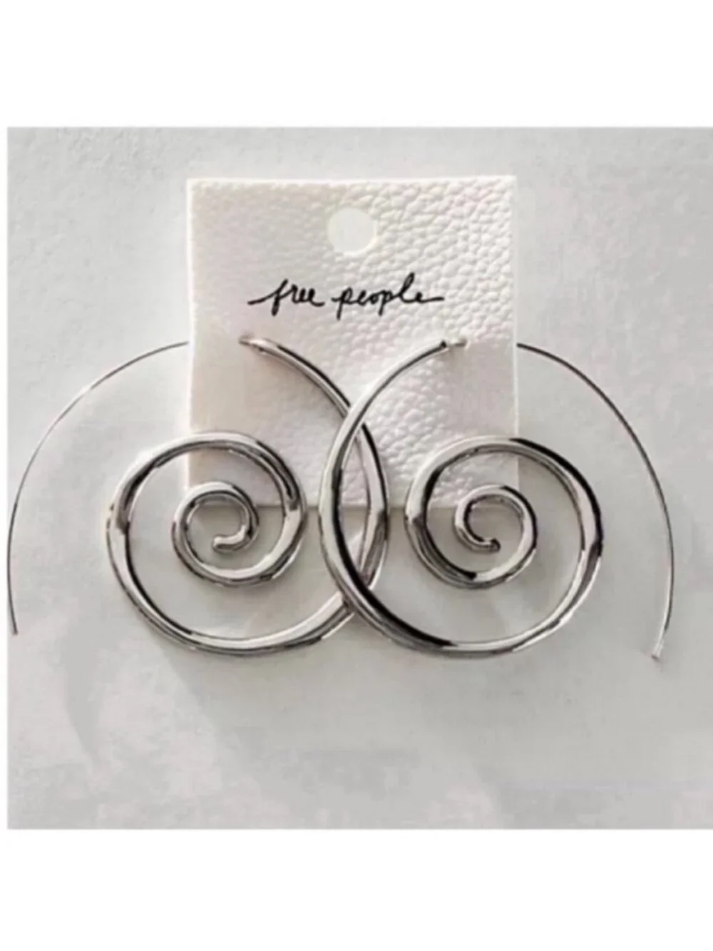 New! Free People Silver Eyes On You Spiral Hoop Earrings (1004) NWOT